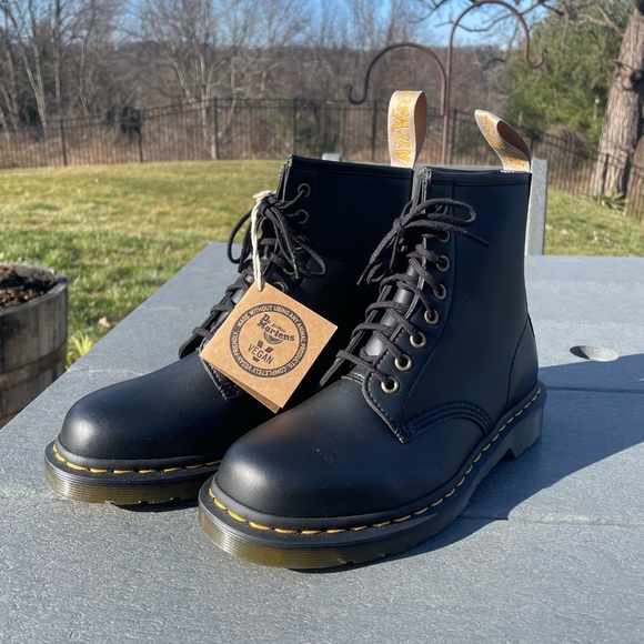Dr. Martens Shoes - Dr. Martens Vegan 1460 Felix Lace Up Boots Black Unisex Men’s 7 Women’s 8 NWT